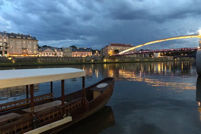 1 Hour Traditional Gondola Sightseeing Vistula River Cruise - The first bridges and the Church on the Rock