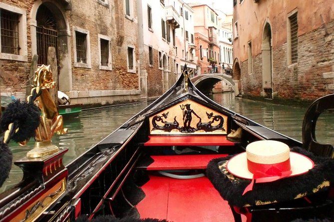 45-Minute or 1-hour Private Gondola Ride from Rialto - A longer gondola ride from the heart of Venice