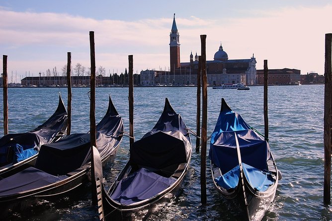 45-Minute or 1-hour Private Gondola Ride from Rialto - What you see along the Grand Canal