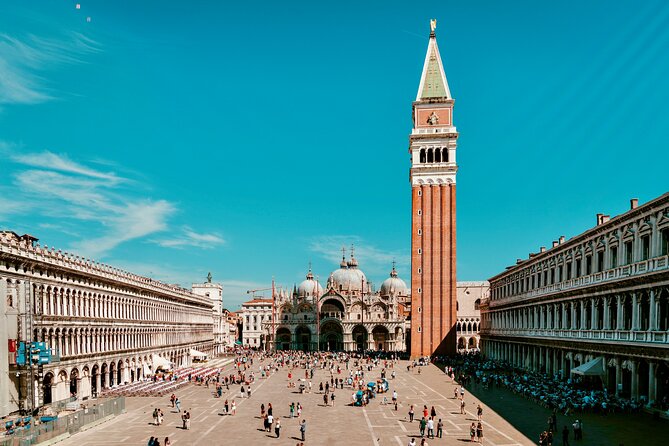 Afternoon in Venice : Basilica + Doge's Palace + Gondola - Meeting near Calle Larga dell’Ascension