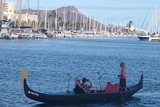 Aloha Gondola Cruise with Drinks & Pastries - Who Will Enjoy This Ride Most?
