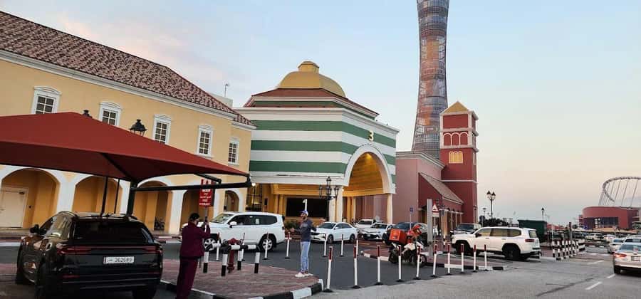 Doha City Tour, Villaggio Mall and Free Gondola Ride - Key points at a glance