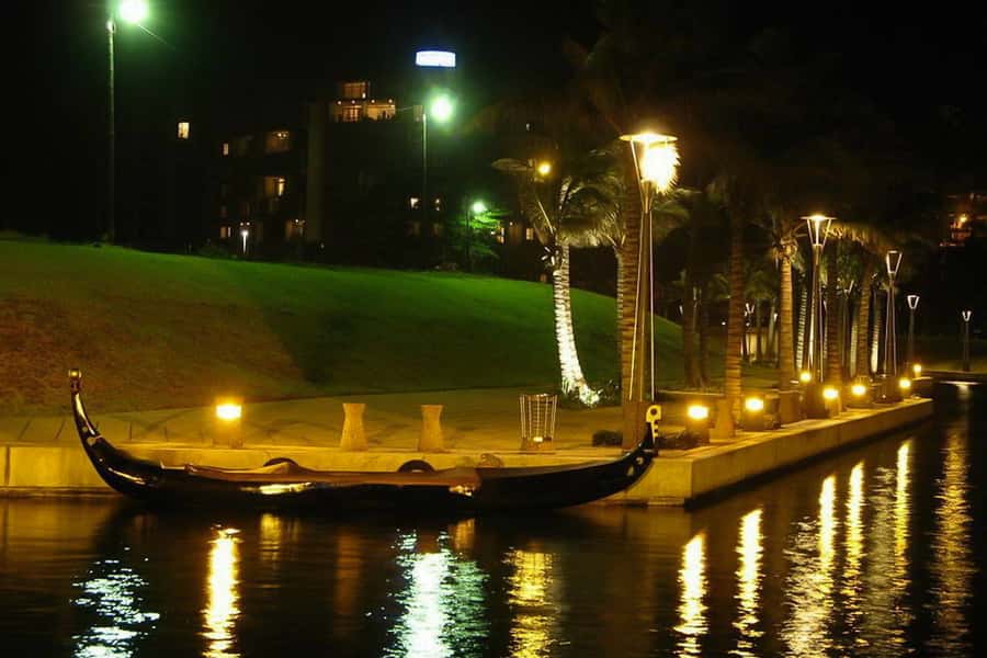 Durban: Gondola Ride - A small European-style ride in Durban