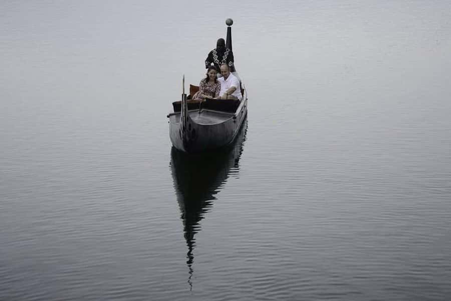 Durban: Gondola Ride - What you see along the 30-minute canal route