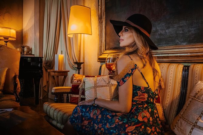 Gondola Ride and Aperitif in a Venetian Palace - Should you book this Venice experience?