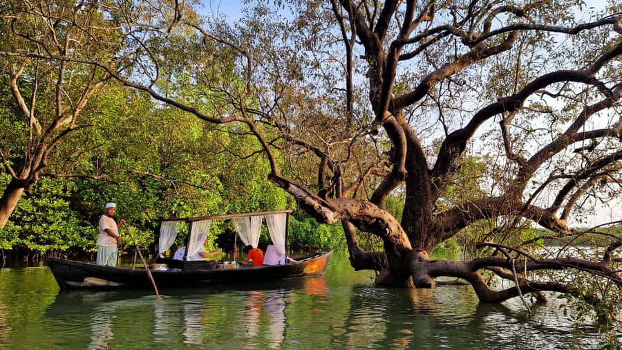Koh Lanta: Romantic Sunrise Private Gondola Tour - Small details that make the morning better