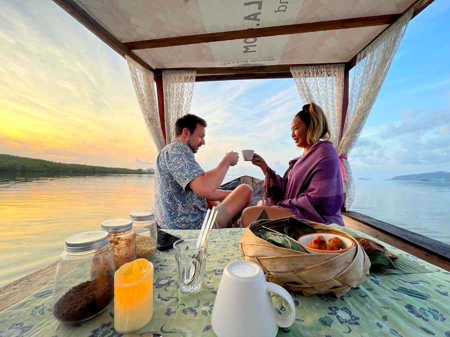 Koh Lanta: Romantic Sunrise Private Gondola Tour - The 5 AM hotel pickup