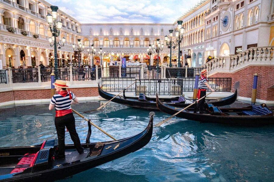 Las Vegas: Entry to Madame Tussauds with a Gondola Cruise - Two Las Vegas Attractions in One Easy Pairing