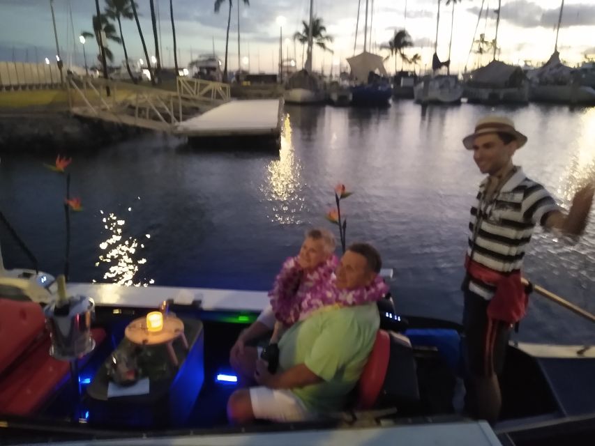 Oahu: Luxury Gondola Cruise with Drinks and Pastries - Pastries, drinks, and the included lei