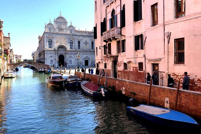 One-Day Venice: Skip-the-Line St. Mark’s Basilica, Walk & Gondola - St. Mark’s Basilica and the value of skip-the-line entry