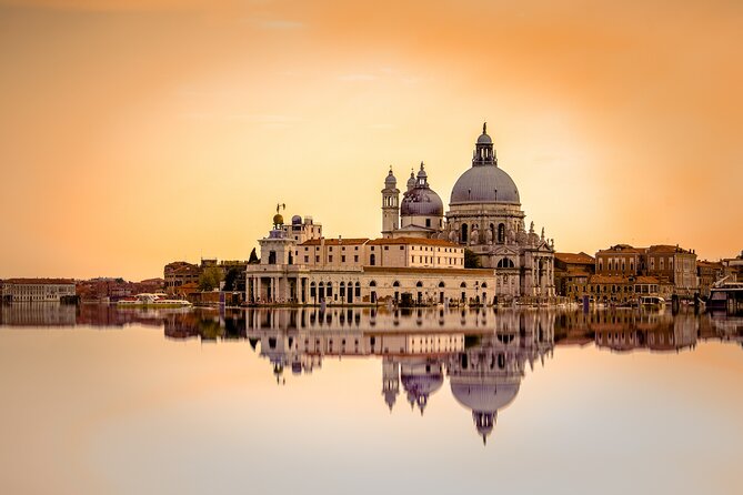 Perfect Private Venice Tour with Gondola Photoshoot - The photoshoot makes the gondola more than a ride