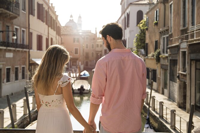 Private Gondola Ride and Photoshoot - Working with Giada