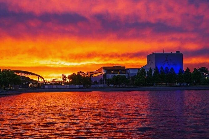 Private, luxury Gold Coast Gondola cruise with cheese & wine - Why the private format matters