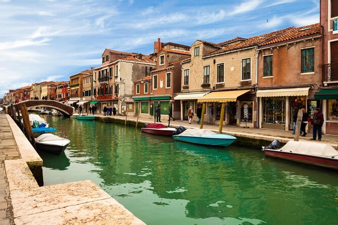 Private Tour: Venice Walk, Gondola, and Private Boat Tour ending on Murano Island with Venetian Lunch and Glass Factory Visit - Key points to know before booking