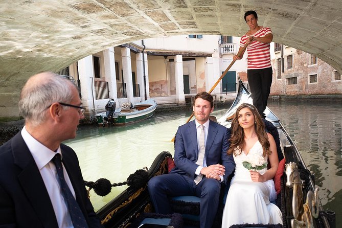 Renew your wedding vows on a romantic gondola - Is $914.51 good value for two?