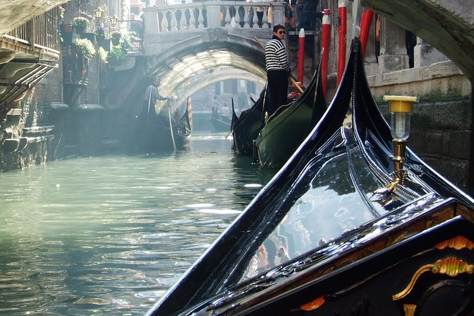 Romantic Venice: 30 Minute Gondola Ride with Serenade - Santa Maria della Salute from the water
