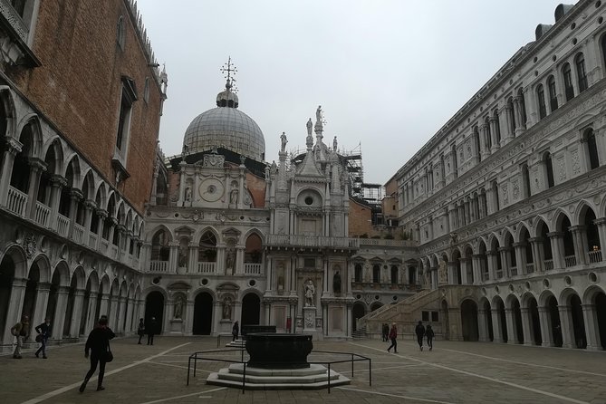 Skip-the-Line Venice Private Tour Including St Mark Doges Palace & Gondola Ride - St. Mark’s Basilica and its golden interior