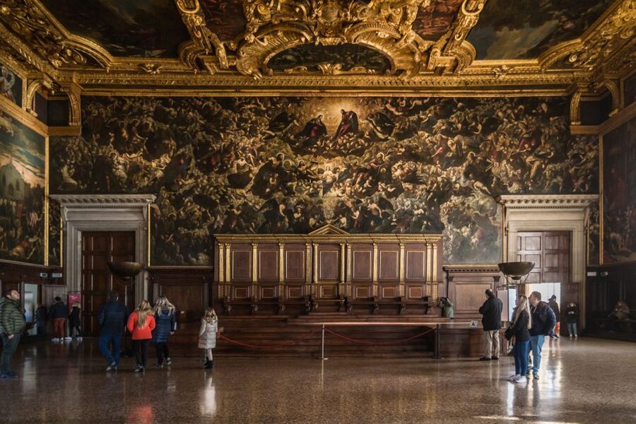 Tour of Doge's Palace and Gondola Ride - Practical advice for a smoother day