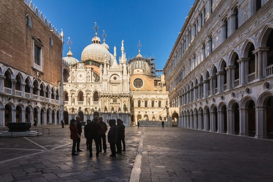 Tour of Doge's Palace and Gondola Ride - The long gap before the 3 PM gondola