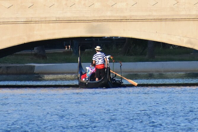 Valentine's Venetian Gondola Cruise in Waikiki - Who will enjoy this cruise most