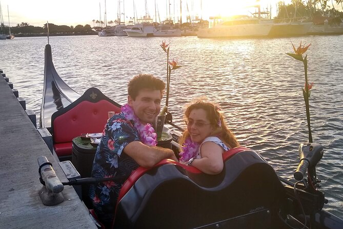 Valentine's Waikiki Gondola Cruise - Meeting point and practical details