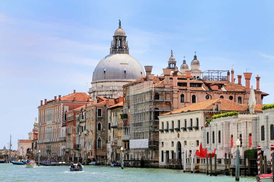 Venice: 30 minutes Enchanting Gondola Ride - Should you book the Bacino Orseolo gondola ride?