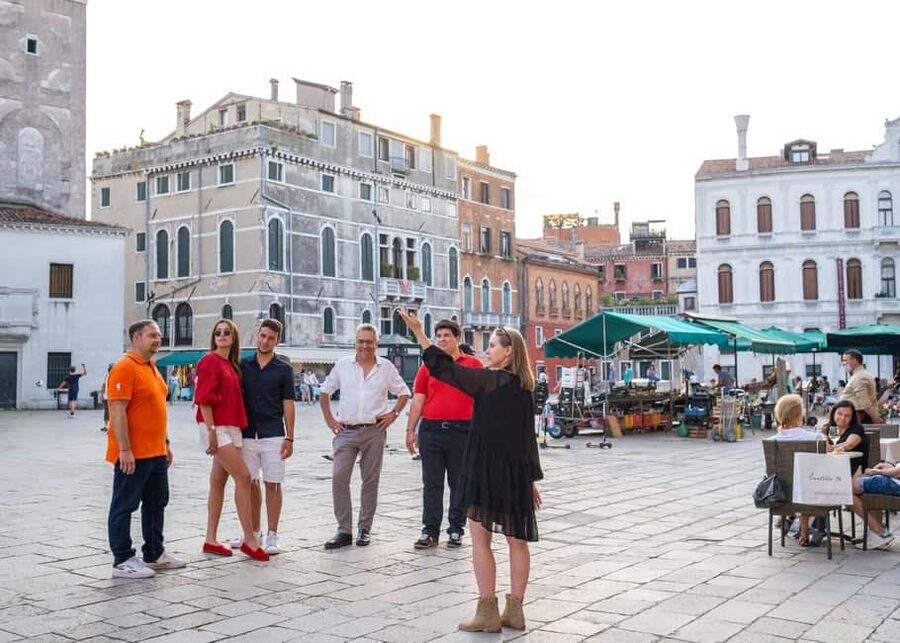 Venice: City Center Walking Tour & Iconic Gondola Ride - Rialto Bridge and the Grand Canal