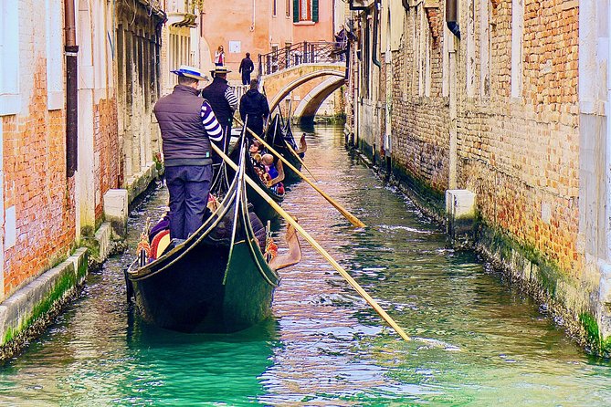 Venice: Classic 30-Minute Gondola Ride Through the Canals - Ponte dell’Accademia and the La Fenice area