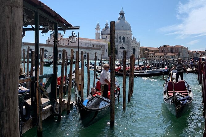Venice Classic Gondola Ride Along Grand Canal and Hidden Corners - Ca’ Dario and Venice’s darker stories