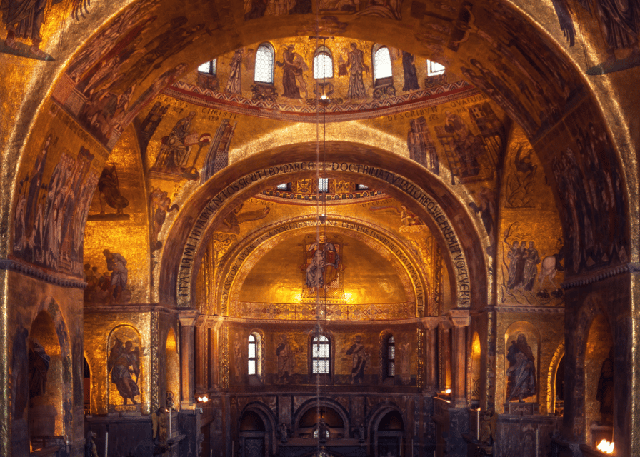 Venice: Doge’s Palace and Basilica Roman Empire Guided Tour - The History Gallery and a changing St. Mark’s Square