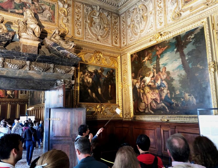 Venice: Doge's Palace Guided-Tour & Gondola Ride - Courtyard views and the Golden Staircase