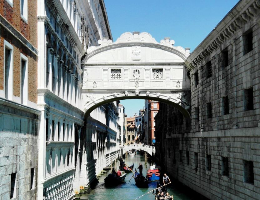 Venice: Doge's Palace Guided-Tour & Gondola Ride - La Fenice from the water