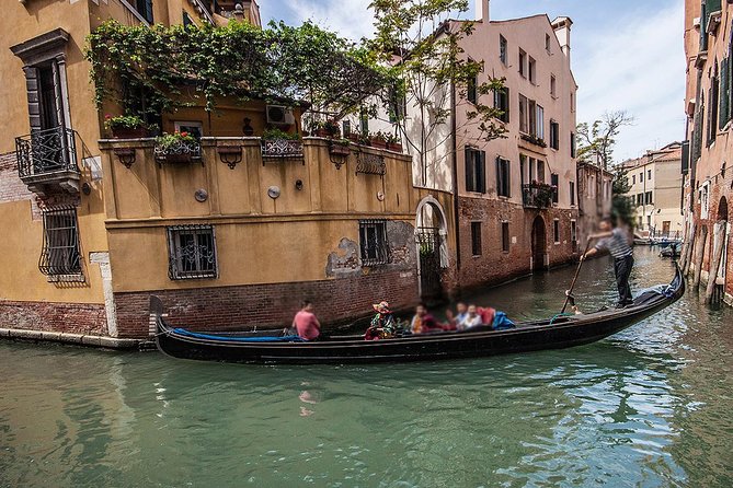 Venice Gondola Experience - How Much Value Do You Get for $52.64?