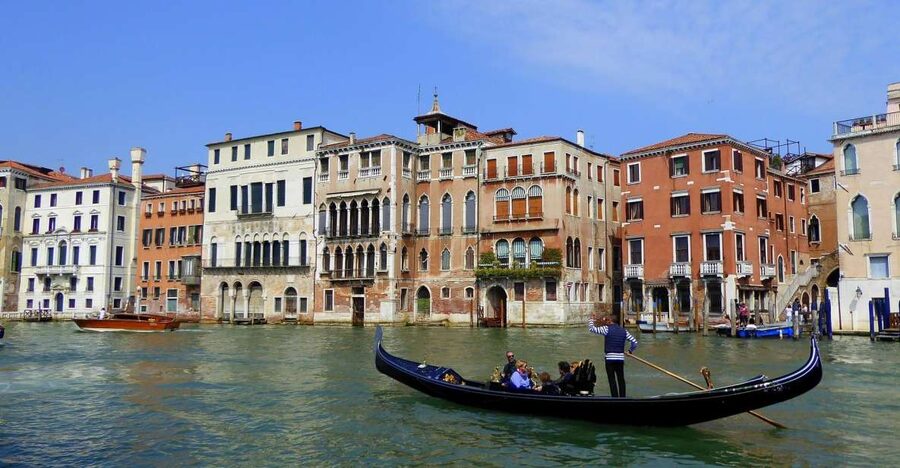 Venice: Gondola Ride and St Mark's Basilica - Key points to know before booking