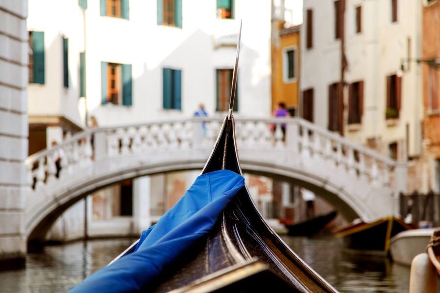 Venice: Gondola Ride with Live Guide or Audio Guide - Live guide or audio guide onboard