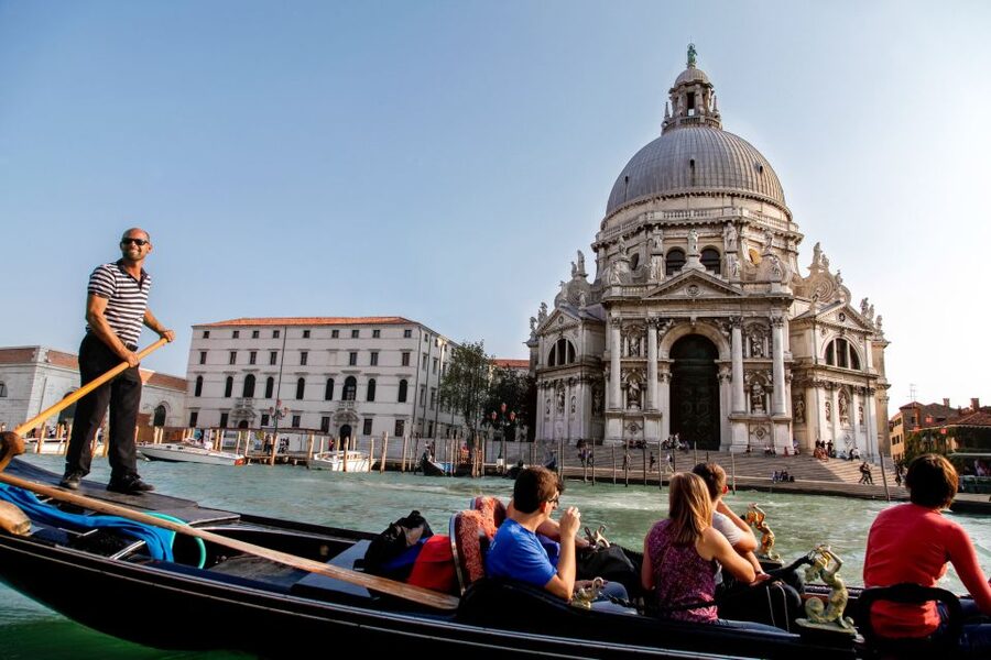 Venice: Gondola Ride with Live Guide or Audio Guide - Is $42 a fair price?