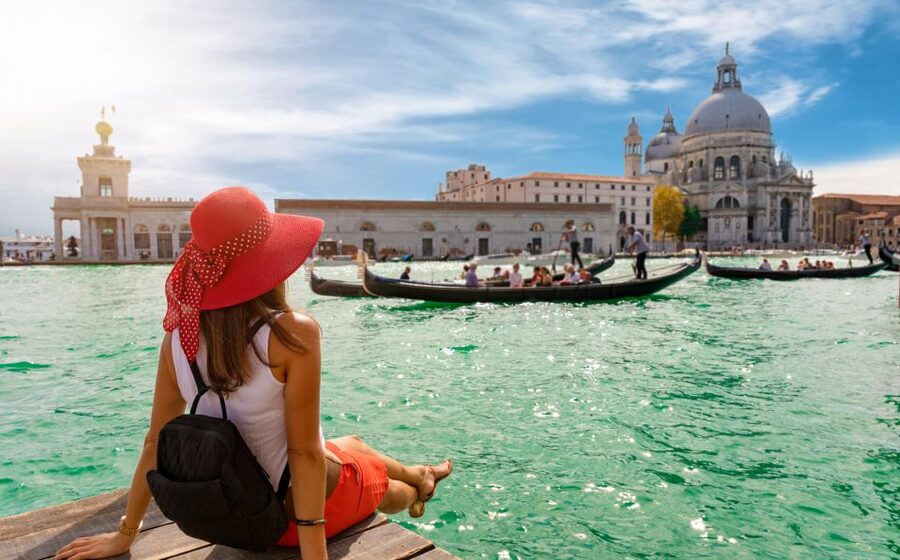 Venice: Gondola Tour under the Bridge of Sighs & Audio Guide - Key points to know before you book