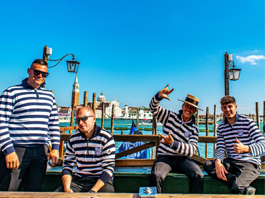 Venice: Highlights with Local Private Walking Tour & Gondola - Smaller lanes and Venetian squares