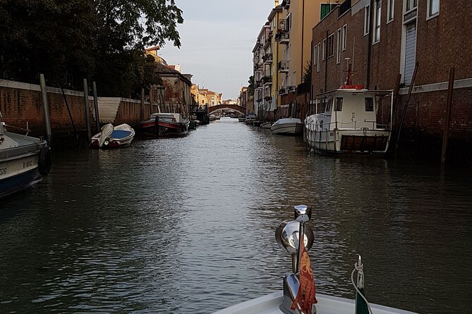 Venice LUXURY Private Day Tour with Gondola ride - from Rome - Murano, where glass remains the main event