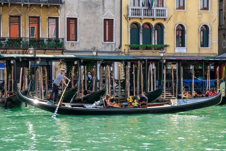 Venice: Off the Beaten Path Private Gondola Ride - Key points at a glance