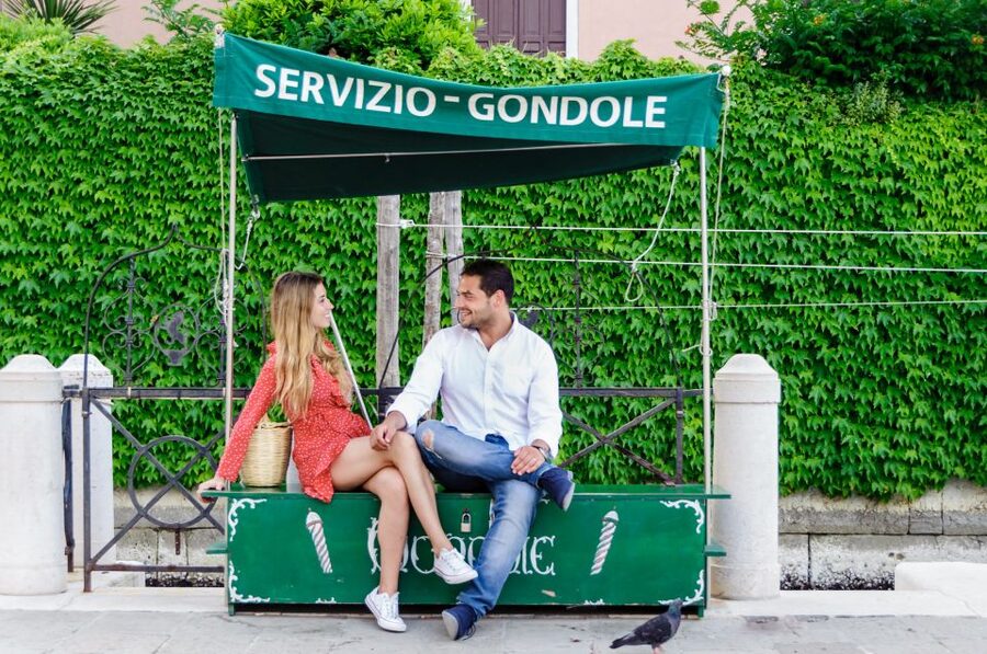 Venice: Private Gondola Ride with Photo Shoot - Should you book this private Venice photo experience?