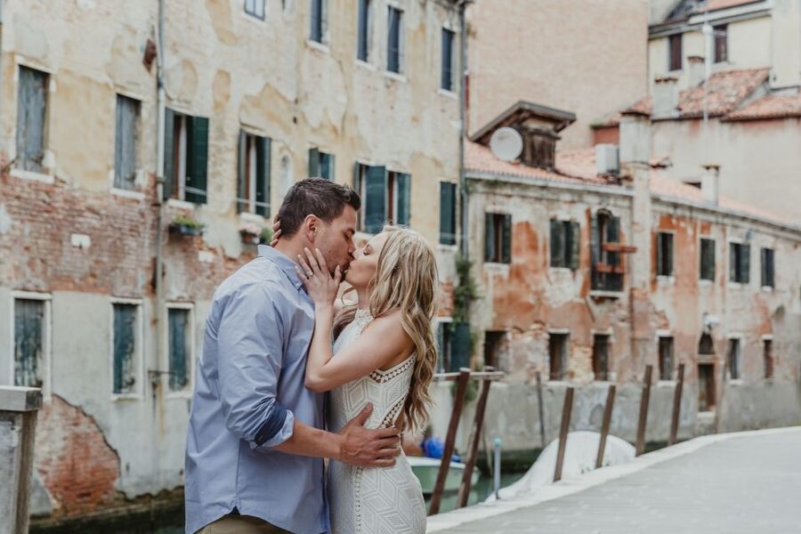 Venice: Private Gondola Ride with Photo Shoot - What you receive after the boat ride
