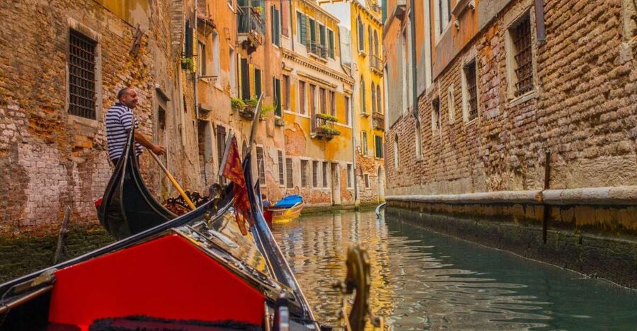 Venice: Private Gondola Tour - Starting beside Museo Correr near St. Mark’s Square