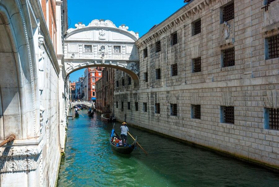 Venice: Private Gondola Tour - Turning into Venice’s smaller waterways