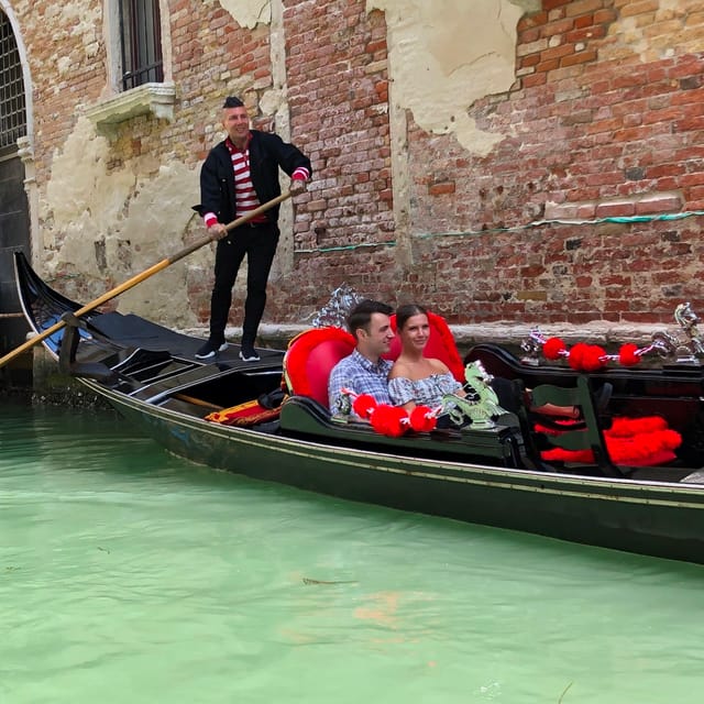 Venice: Private Grand Canal Gondola Ride from Rialto - How long 30 to 45 minutes feels