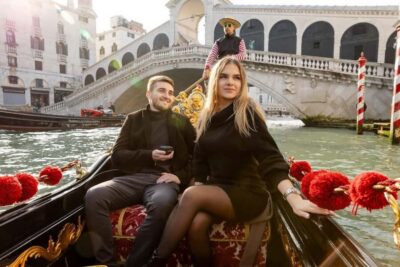 Private Photoshoot In Gondola