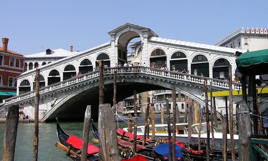 Venice: Private Tour with Doge's Palace, St. Mark's, Gondola - Why this private Venice tour works for a short stay