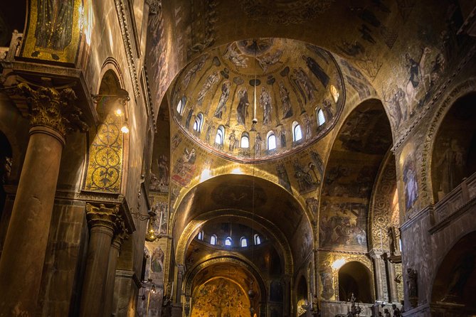 Venice's Best: Basilica, Doge's Palace, Gondola & History Gallery - Timing, meeting details, and practical warnings