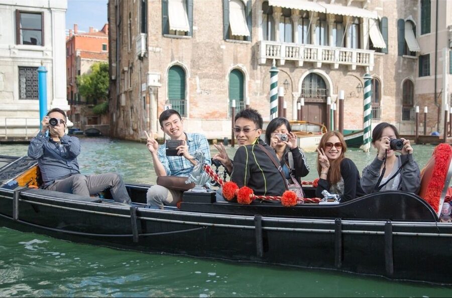 Venice: Shared Gondola Ride - Key points to know before booking