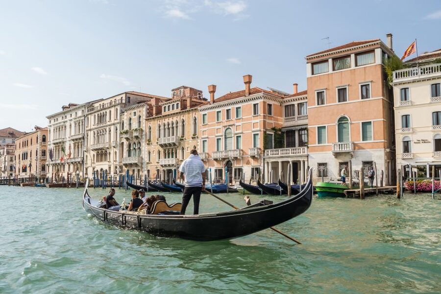 Venice: Shared Gondola Ride Across the Grand Canal - The route through the Grand Canal and side waterways